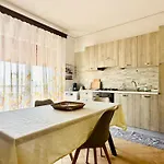 Appartamento Attico Milanti - Parcheggio Privato Trapani