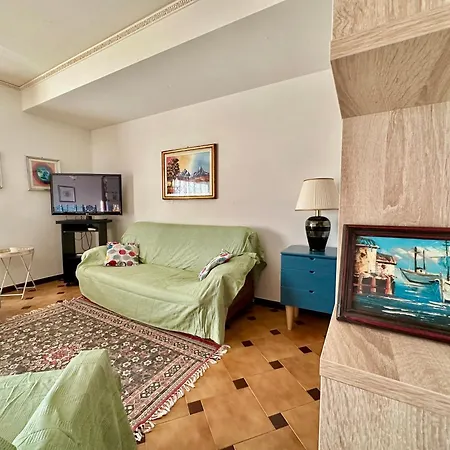 Attico Milanti - Parcheggio Privato
